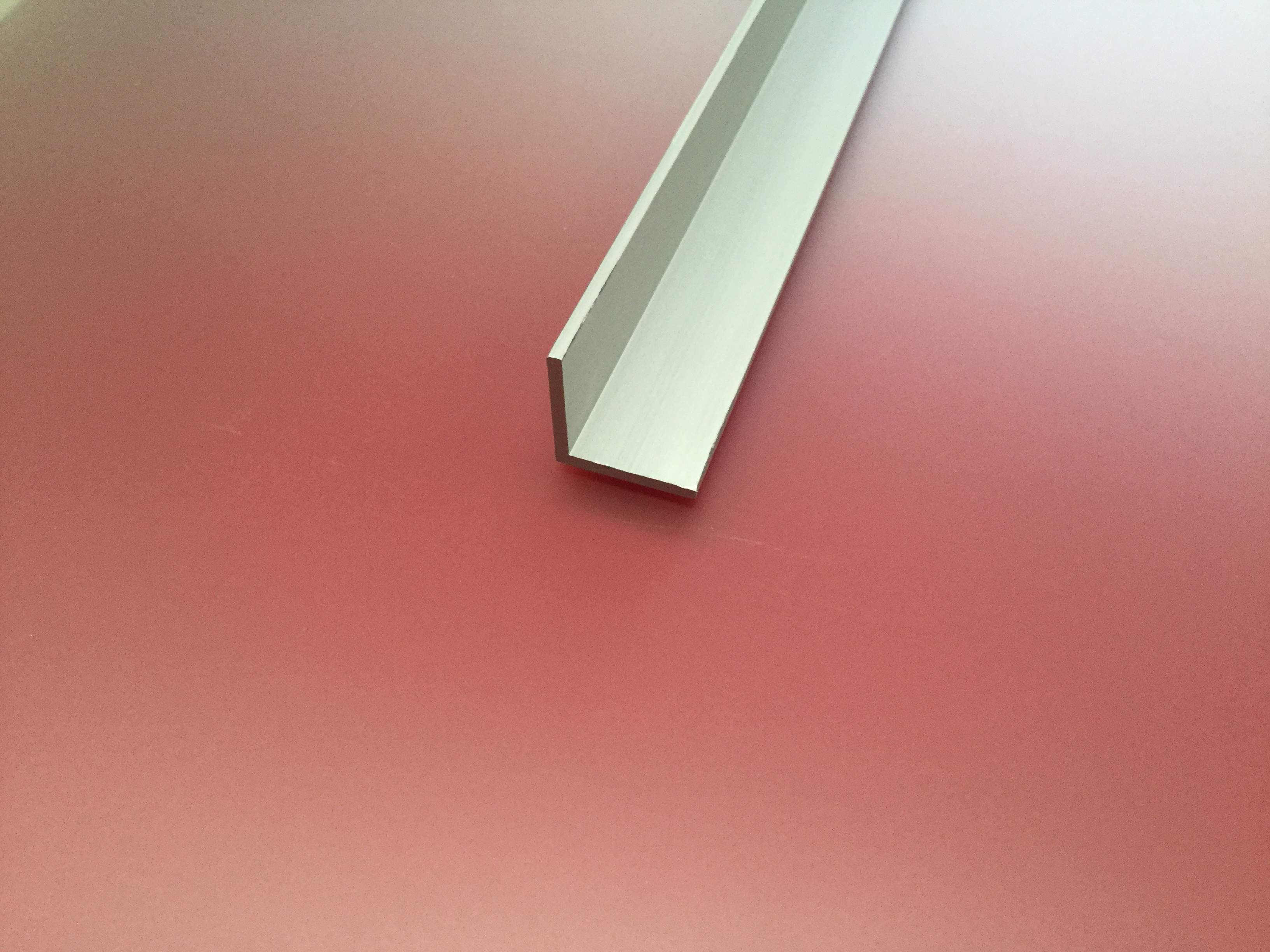 Cornière PVC Noyer 10x10 Mm X 1 M - Finition Décorative & Protection Intérieure